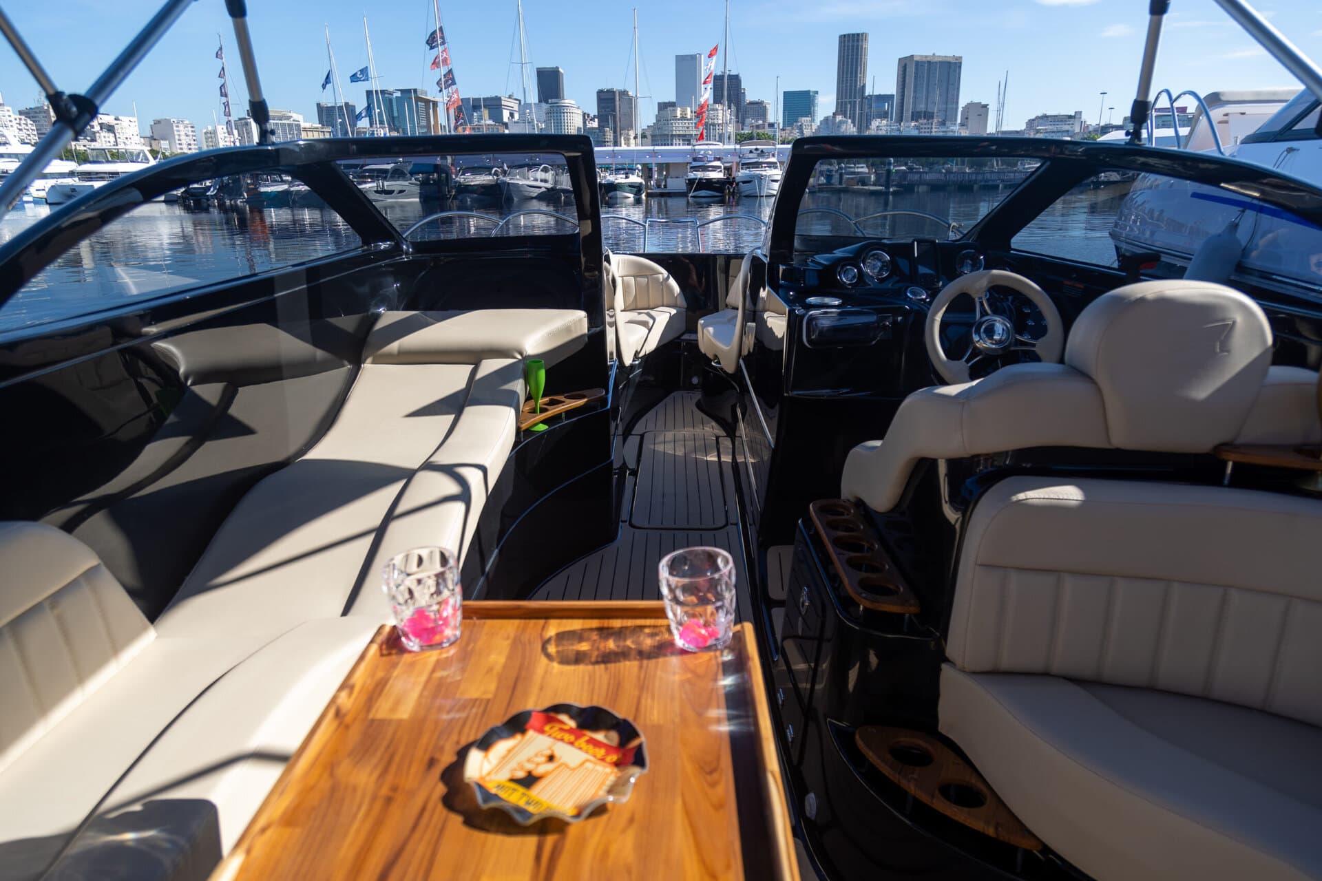 Coral 26 BLACKLINE — foto 6