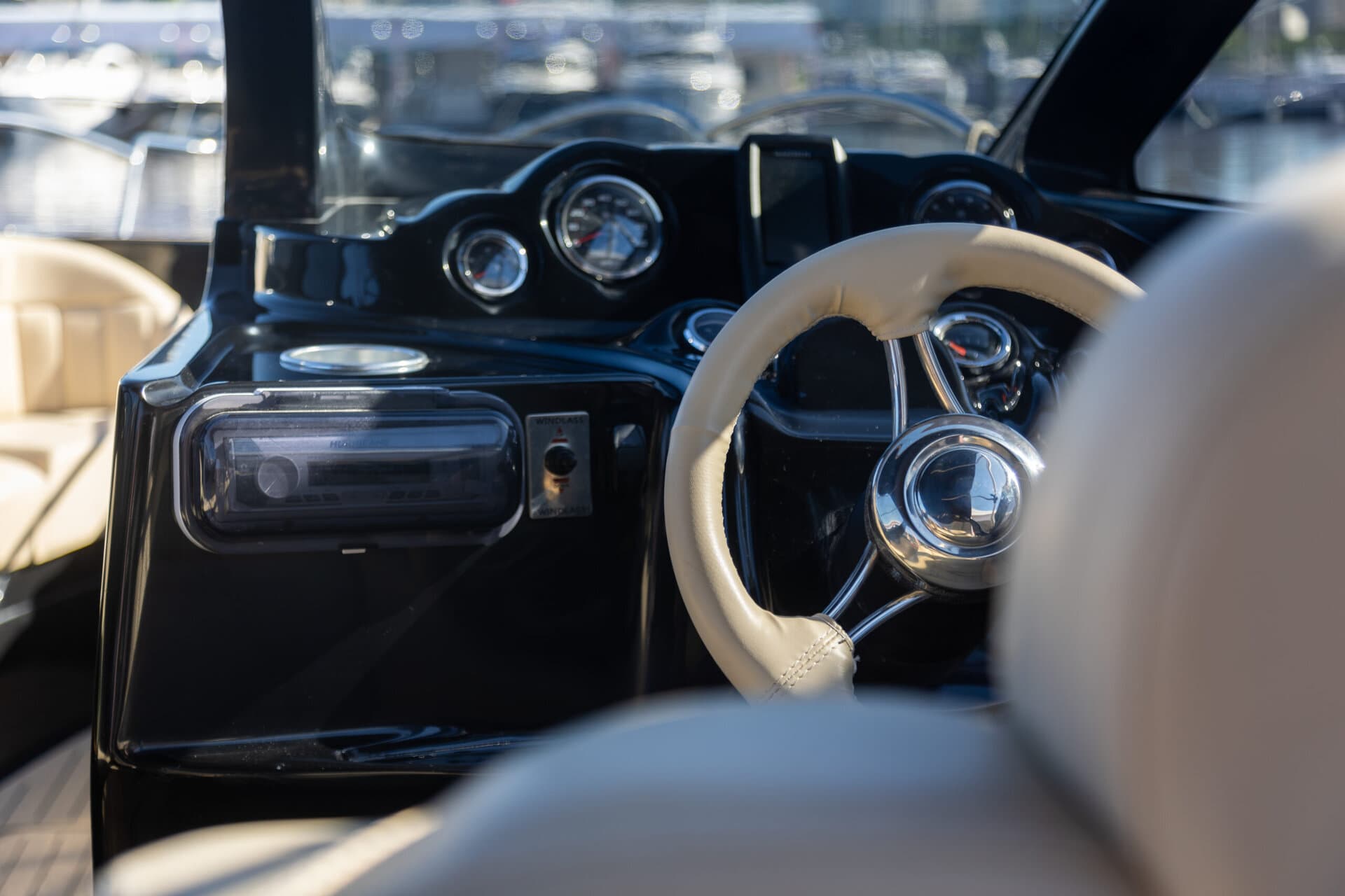 Coral 26 BLACKLINE — foto 7