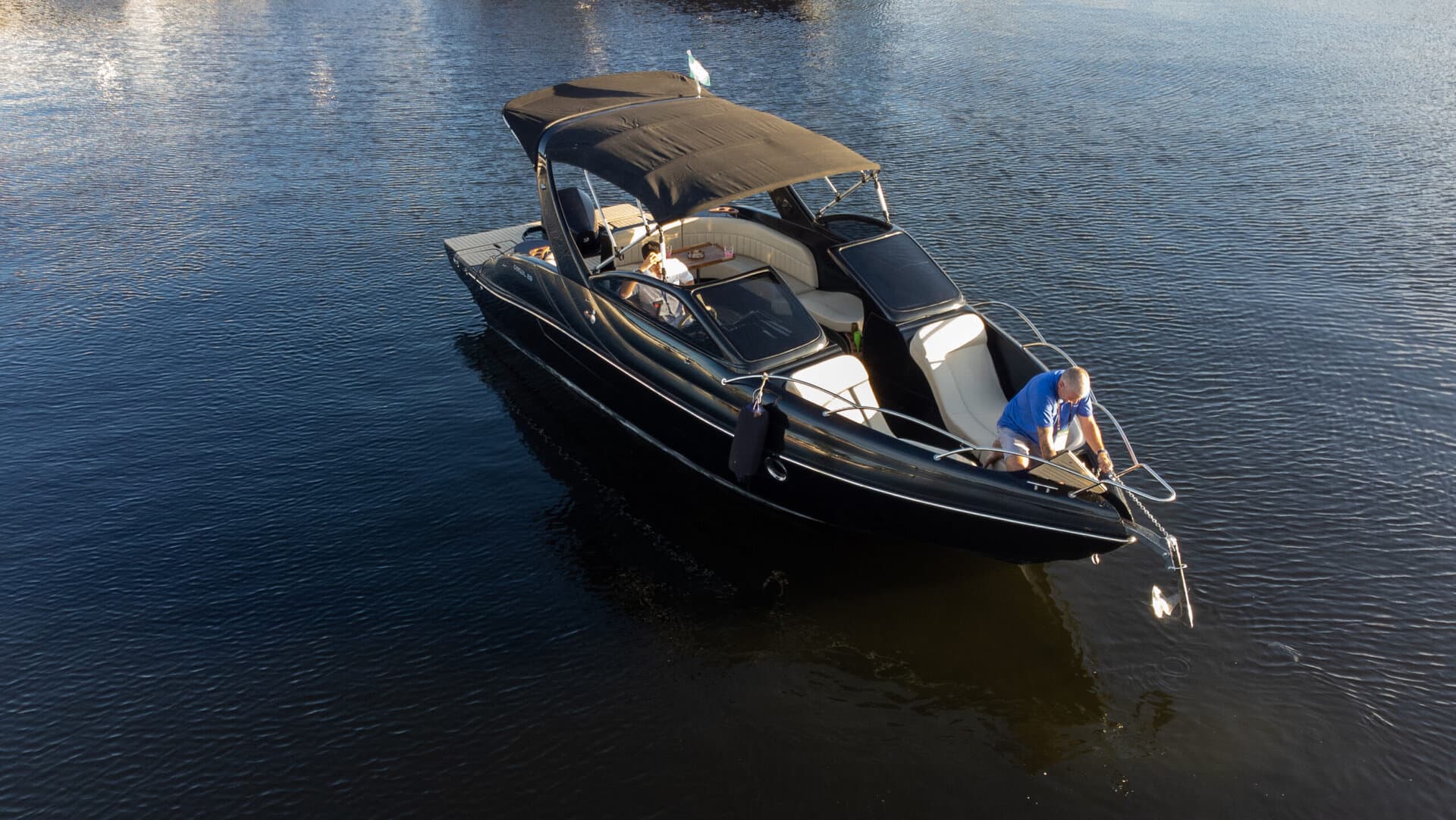 Coral 26 BLACKLINE — foto 3